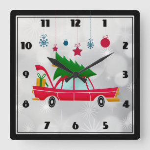 Retro Red Car Carrying a Christmas Tree Quadratische Wanduhr