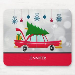 Retro Red Car mit einem Weihnachtsbaum Mousepad