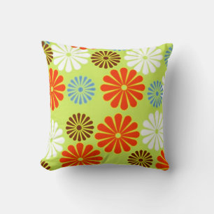 Retro Red Daisy Kissen