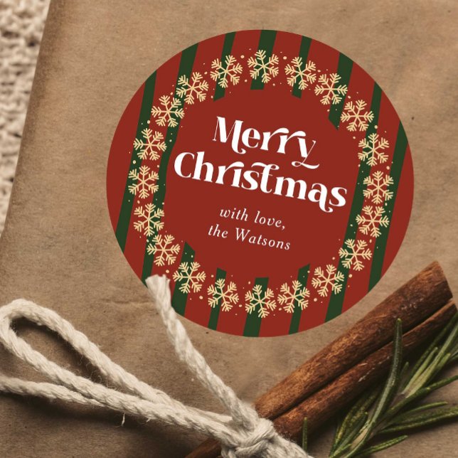 Retro Red & Green Frohe Weihnachten Individuelle N Runder Aufkleber (Trendy retro style red & green stripe Merry Christmas round stickers with your custom name)