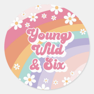 Retro-Regenbogen Young Wild und Six 6. Geburtstag Runder Aufkleber