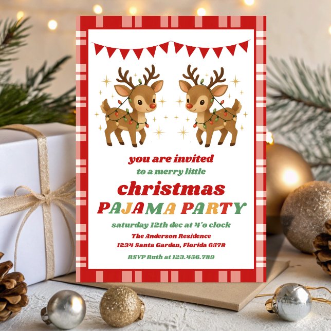 Retro Reindeer Pajama Christmas Party Editable Einladung (Von Creator hochgeladen)