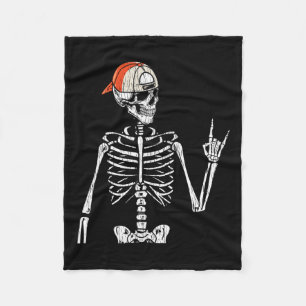 Retro Rocker Skeleton Hand Rock on Cap Skater Hall Fleecedecke