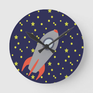 Retro Rocket Ship with Star Pattern Background Runde Wanduhr