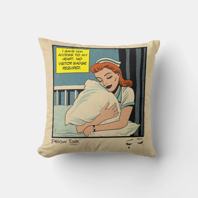 Retro Romance Comic: Pillow Talk Throw Pillow Kissen (Vorderseite)