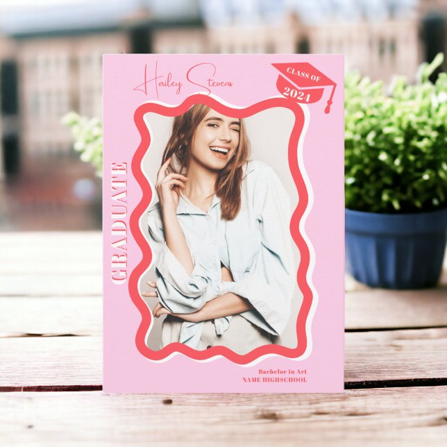 Retro-rosa Kurve quiggere wavy Foto Abschluss Ankündigung (Retro pink curve squiggle wavy photo graduation announcement)