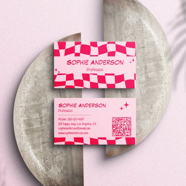 Retro Rosa & Rot Karo QR Code Visitenkarte (Von Creator hochgeladen)