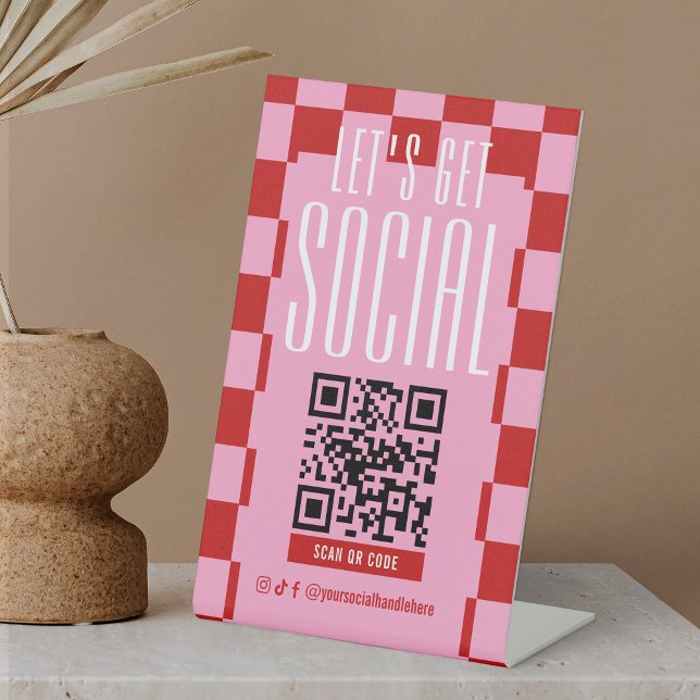 Retro-Rot und Rosa scannbarer QR-Code für soziale  Sockelschild (Von Creator hochgeladen)