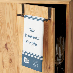 Retro RV Campers Familienname in blau und weiß Geschirrtuch