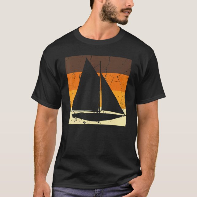 Retro Sailboat Skipper Ship Catamaran Yacht Sail S T-Shirt (Vorderseite)