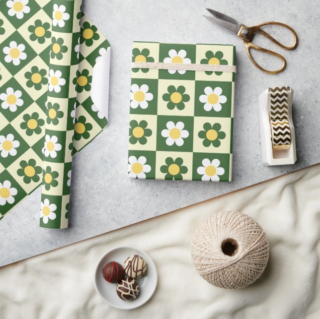 Retro Salbeigrün und Creme Gänseblümchen Karomuste Geschenkpapier (Kunsthandwerk)