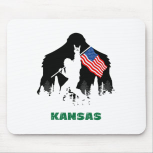 Retro Sasquatch Kansas USA-Flagge Bigfoot Wandern  Mousepad