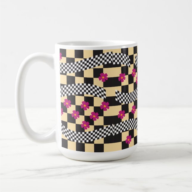 Retro-Schachbrett-Design mit Blumen Kaffeetasse (Links)