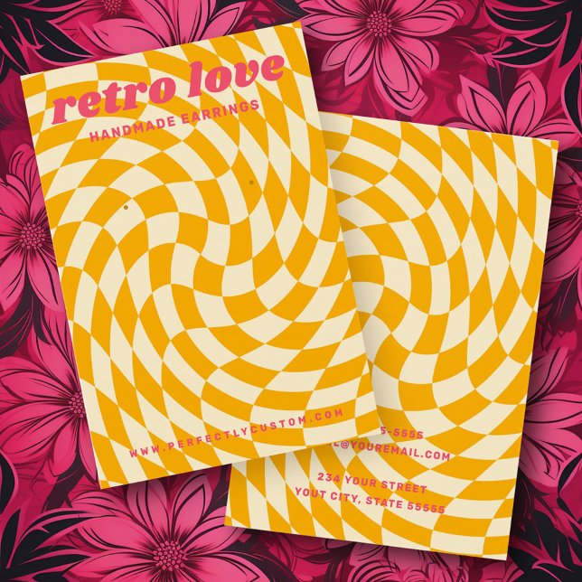 Retro-Schachbrett Swirbelgelbe Ohrring-Karte (Retro checkerboard swirl wave yellow earring card)