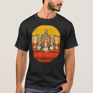 Retro Schachspieler für Schachfiguren-Mainboard T-Shirt