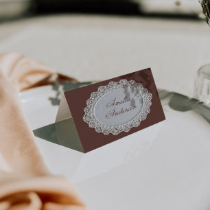 Retro-Schokoladenbraune-Spitze-Hochzeitsplatzkarte Tischnummer