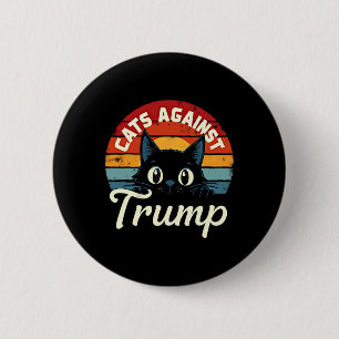 Retro-schwarze Katzen gegen Trump 2 Button