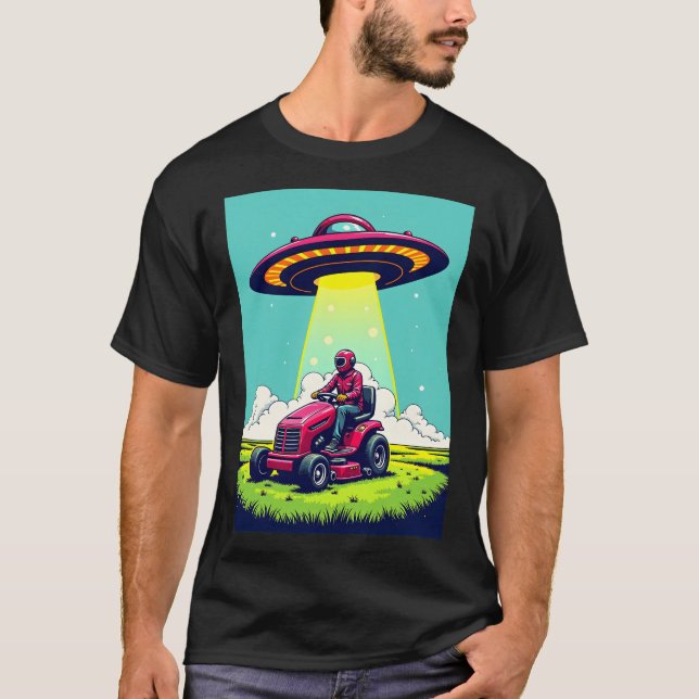 Retro Sci Fi Cartoon Rocket Ship and Lawnmäwer T-Shirt (Vorderseite)