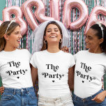 Retro Script Heart Bridesmaid Junggeselinnen-Absch T-Shirt<br><div class="desc">Feiern Sie Ihren Bachelorette mit diesem modernen,  stilvollen T - Shirt mit Retro-Drehbuch & Herz.</div>