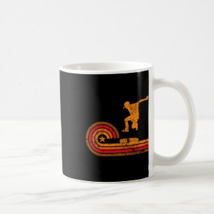 Retro-Skateboarder-Silhouette Skateboarding aus de Kaffeetasse