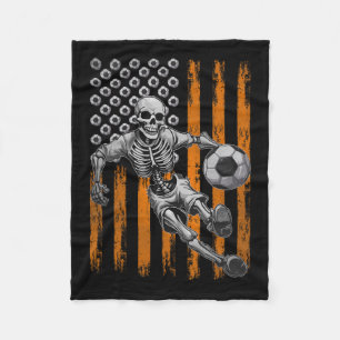Retro Skeleton Playing Soccer USA Flag Halloween B Fleecedecke