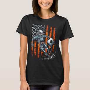 Retro-Skelett spielt Fußball USA-Flagge Grusel-Hal T-Shirt