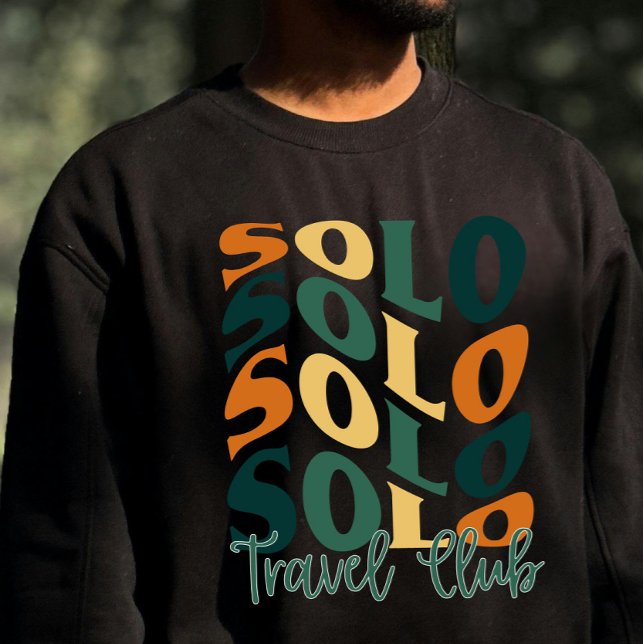 Retro Solo Travel Club Tri-Blend Shirt (Von Creator hochgeladen)