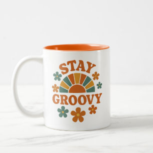 Retro-Sonnenschein Bleib Groovy Grafik Zweifarbige Tasse