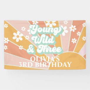 Retro-Sonnenschein Young Wild Three Daisy-Geburtst Banner
