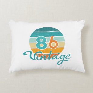 Retro-Sonnenuntergang 86 Vintage abgenutzt Dekokissen