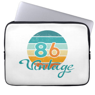 Retro-Sonnenuntergang 86 Vintage abgenutzt Laptopschutzhülle
