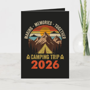 Retro-Sonnenuntergang-Familien-Camping-Trip 2026 Feiertagskarte