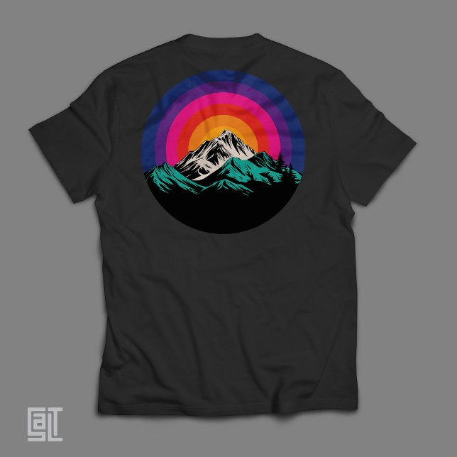 Retro-Sonnenuntergangsberge T-Shirt (Von Creator hochgeladen)