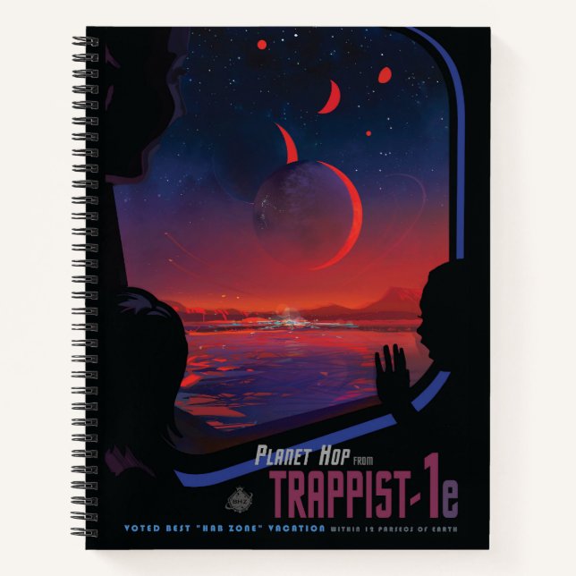 Retro Space Poster - Zuschauer beobachten Trappist Notizbuch (Vorderseite)