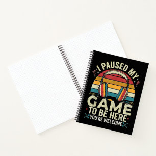 Retro-Spieler Ich pausierte mein Spiel, um hier zu Notizbuch