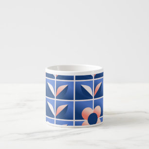 Retro-stilisierte Blumen: Mosaikmuster. Espressotasse