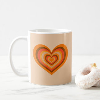 Retro Striped Heart Mug - Orange on Beige Kaffeetasse