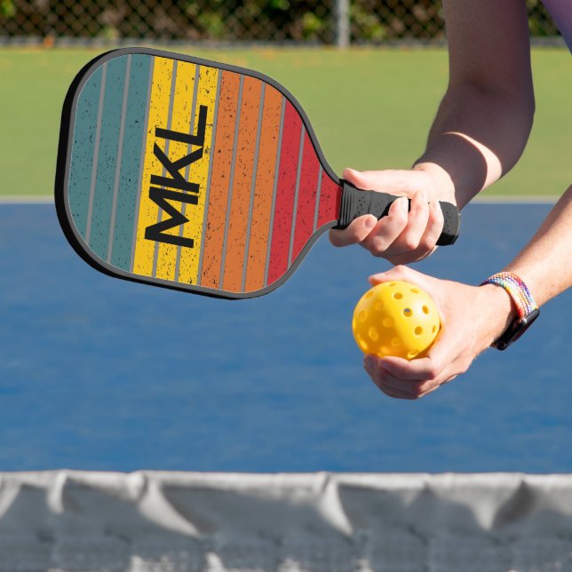 Retro Stripes monogramm Pickleball Schläger (InSitu)