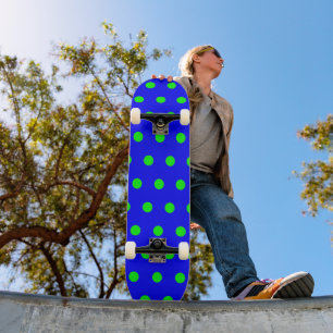 Retro Style Blue und Lime Green Polka Dot Skateboard