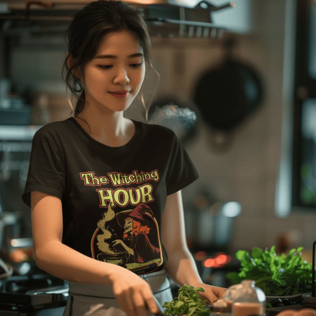 Retro-Style Hexe Darstellend Magic Spellbindung T-Shirt (Von Creator hochgeladen)