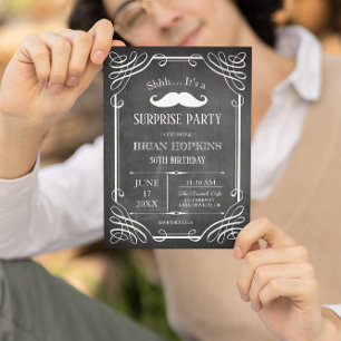 Retro Style Mustache Chalkboard Männer B'day Party Einladung