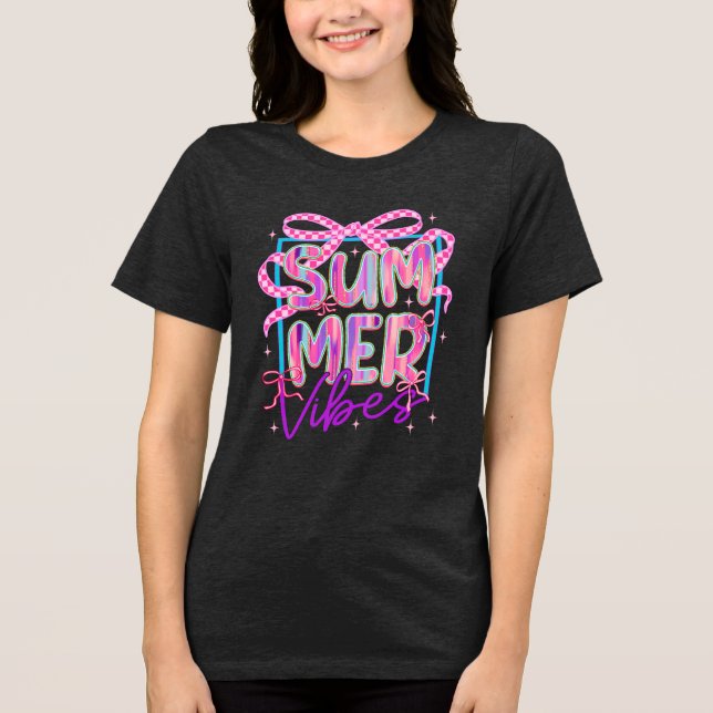 Retro Summer Vibes Coquette Tri-Blend Shirt (Vorderseite)