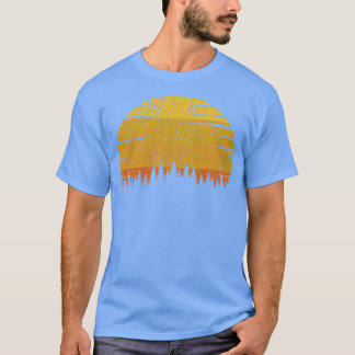 Retro Sun Minimalistisch mit Pine Tree Silhouette  T-Shirt