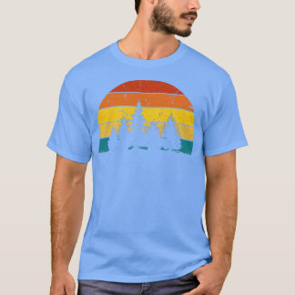 Retro Sun Minimalistisch mit Pine Tree Silhouette  T-Shirt