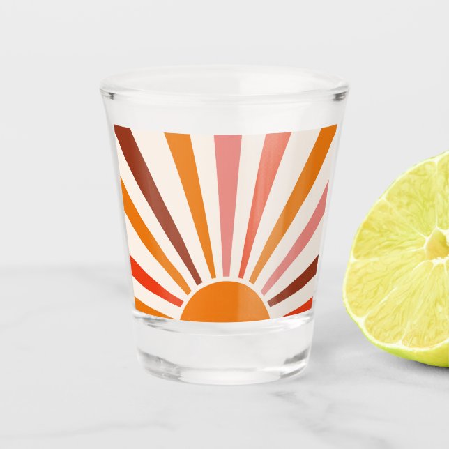 Retro Sun Rays Burset Orange Yellow Red Schnapsglas (Vorderseite)