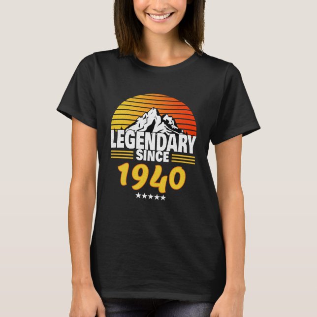 Retro Sunrise LEGENDARY SINCE 1940 T-Shirt (Vorderseite)