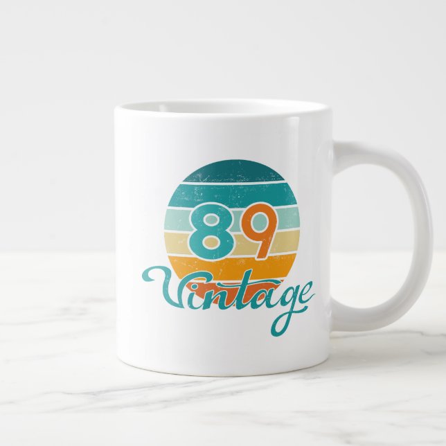 Retro Sunset 89 Vintage Distressed Jumbo-Tasse (Rechts)