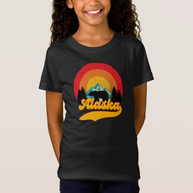Retro Sunset Alaska Juneau Bear Mountains Wild AK T-Shirt (Vorderseite)