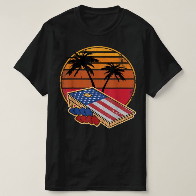 Retro Sunset CornHole Board American Flag Cornhole T-Shirt (Design vorne)