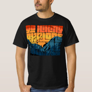 Retro Sunset Landschaft Wandern neben dem Wasser T-Shirt